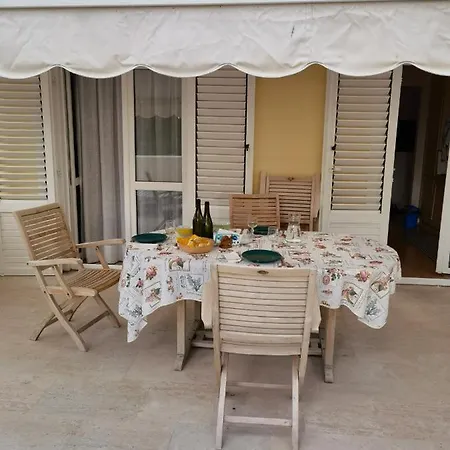 Apartment Aria With Beautiful Terrace With Sea & Park View