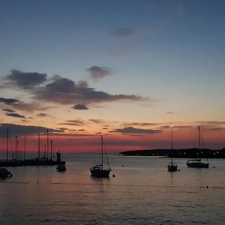 Aria With Beautiful Terrace With Sea & Park View Apartment *