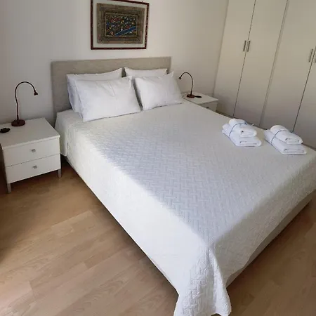 Apartment Aria Deluxe Superior 5 Star Apartment, Your Piece Of Heaven By The Sea & Park, With Sea & Park View