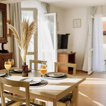 Apartment Bionda Beachfront Apartments, Old Town Novigrad Novigrad Istria