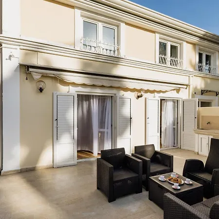 Bionda Beachfront Apartments, Old Town Novigrad * Novigrad Istria