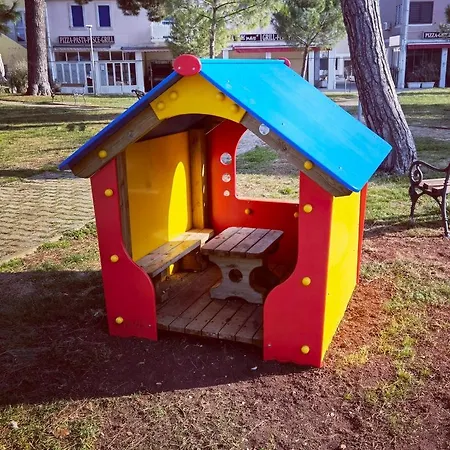 Aria With Beautiful Terrace With Sea & Park View Apartment Novigrad Istria