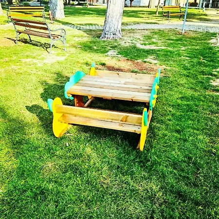 Aria With Beautiful Terrace With Sea & Park View Apartment Novigrad Istria